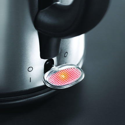 Russell Hobbs  Snowdon Kettle - 1.7L, 3000W, Stainless Steel, Rapid Boil, Perfect Pour, Auto Shut-Off, Cordless, Silver