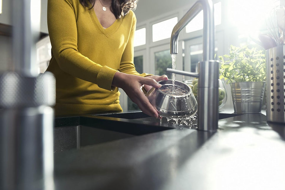 PHILIPS 1200W Avance Collection Juicer, Black, 1.5 Liters, HR1922/20 - International Version