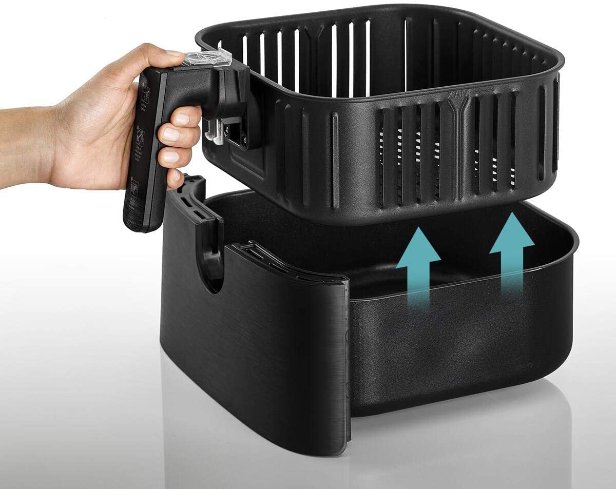 BlackDecker Kitchen durable touch control with LED display Digital XL Air Fryer, 5.8 Liters مقلاة هوائية ديجيتال متينة بخاصية التحكم باللمس مع شاشة من بلاك ديكر