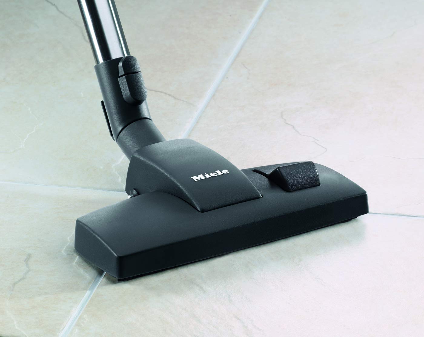 Miele Bagged Vacuum Cleaner Complete C3 Allergy With Hepa Filter, Captures 99.95% Of DUSt, Curry Yellow.