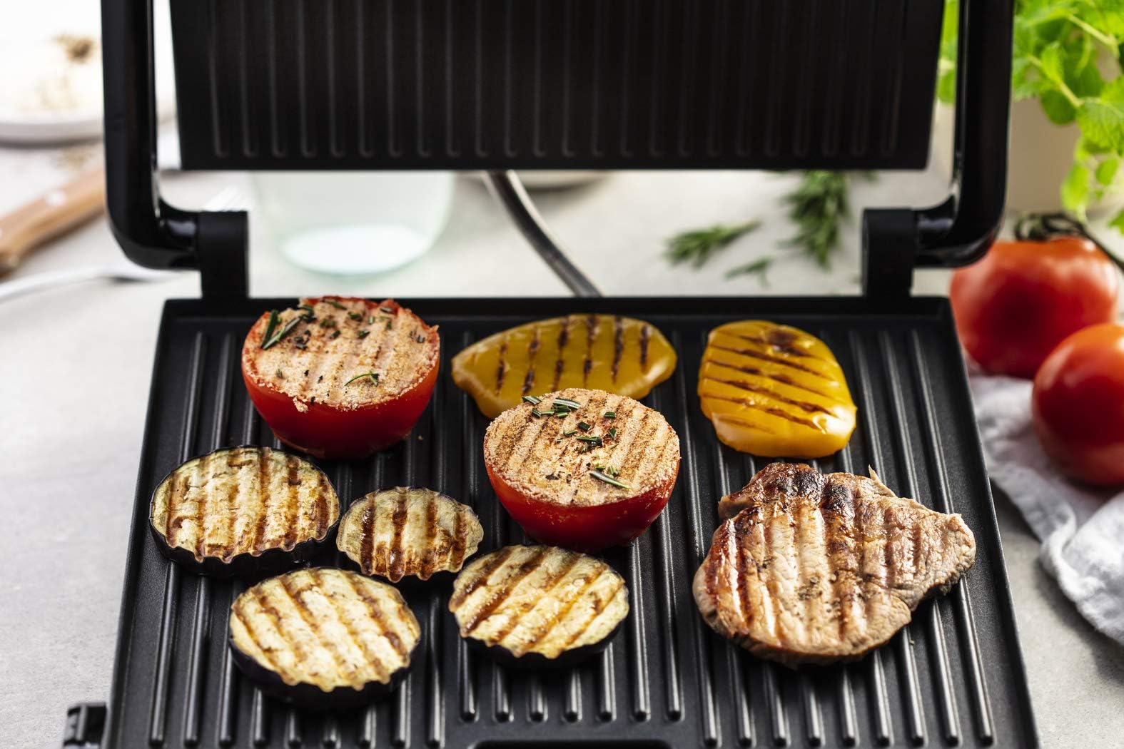 TEFAL Panini and Meat Grill, Multifunctional, 200 Watts